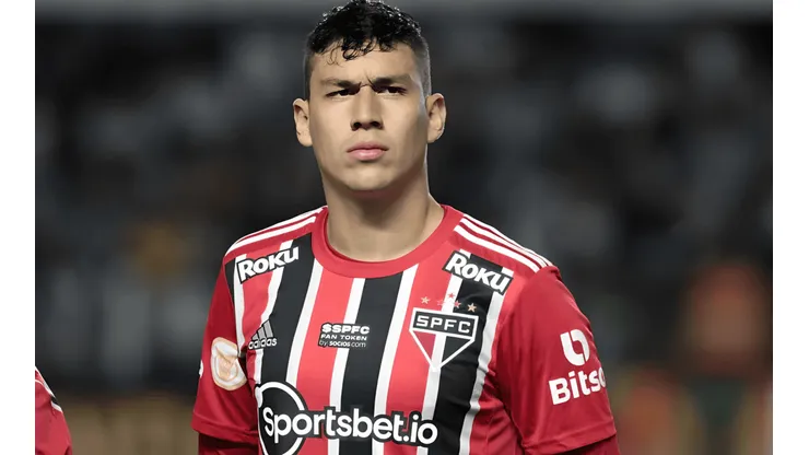 Ferraresi estreou contra o Santos com um bom desempenho (Foto: Rubens Chiri/Saopaulofc.net)