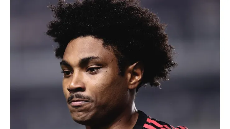 - Vitinho