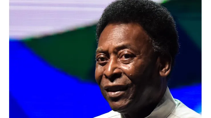 “Pegar a benção”; atacante revela que conselho de Pelé foi crucial para sua transferência para o Real Madrid