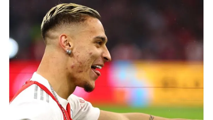 Ajax aceita proposta milionária do United por Antony e tricolores se impressionam com o valor