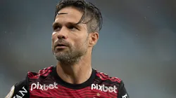 Jorge Rodrigues/AGIF/ Diego, Marinho e +9; Com time alternativo, Flamengo enfrenta o Botafogo pelo Brasileirão.