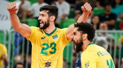 Flávio e Cachopa durante a vitória brasileira contra o Japão