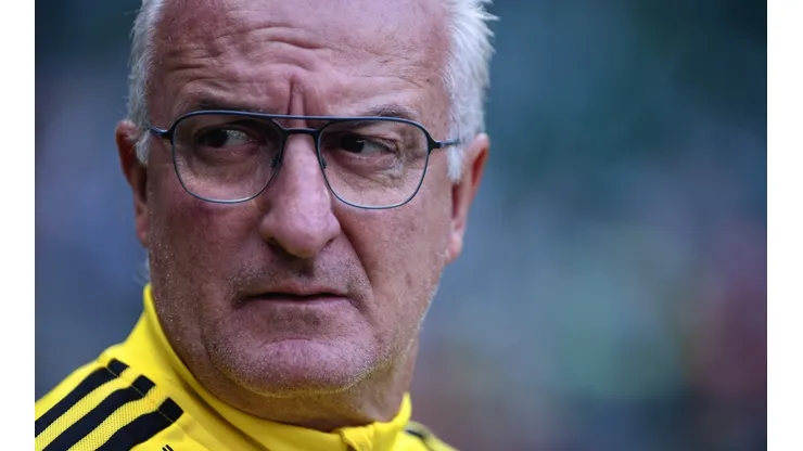 Foto: Ettore Chiereguini/AGIF - Dorival vai manter seu planejamento de time "B" no Campeonato Brasileiro