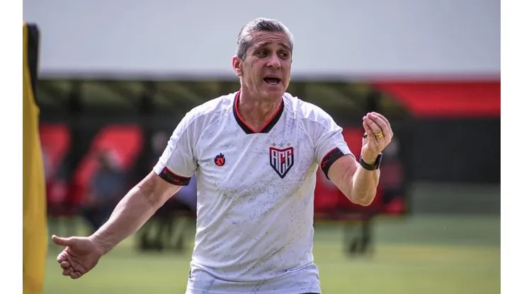 Foto: Flickr do Atlético Goianiense - Jorginho em treino do Dragão.