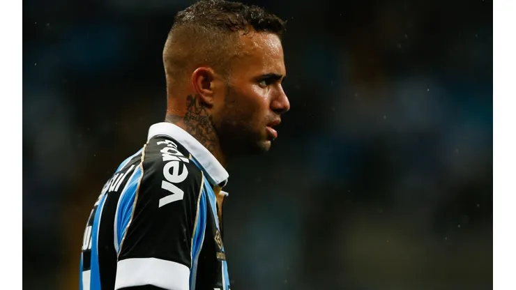 Foto: Jeferson Guareze/AGIF - Luan: brilhou com Roger Machado no Grêmio