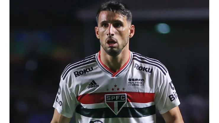 Foto: Marcello Zambrana/AGIF - Calleri: atacante argentino lamentou derrota em casa do São Paulo