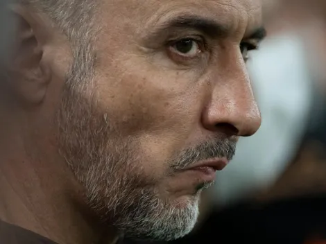 Decisão da CBF irrita Fiel e causa tormento a Vitor Pereira no Corinthians