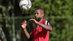 Site oficial do time: Rafael Melo/Site Oficial Santa Cruz - Gilberto sai do Santa Cruz revoltado com a diretoria