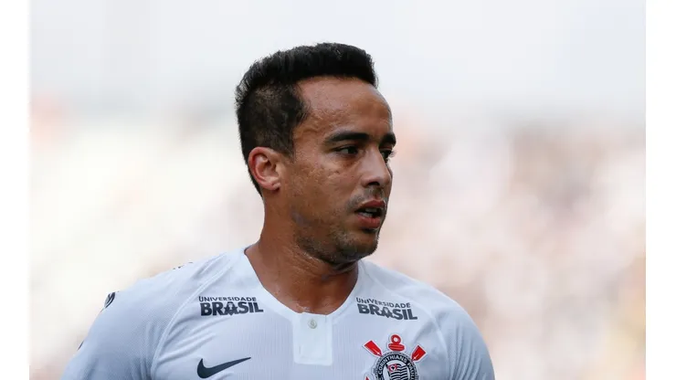 Marcello Zambrana/AGIF - Jadson anuncia aposentadoria do futebol