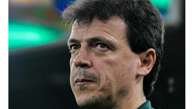 Fluminense se antecipa e 'entrega' futuro de Diniz