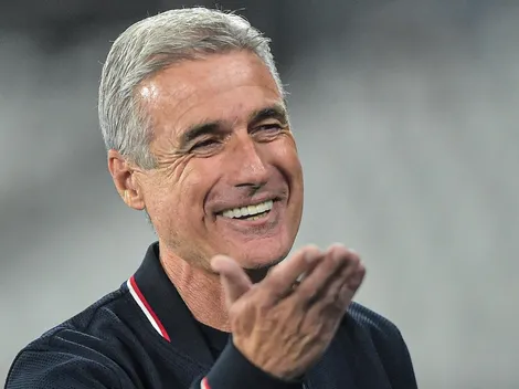 Luís Castro pede a palavra e rasga elogios a destaque do Botafogo