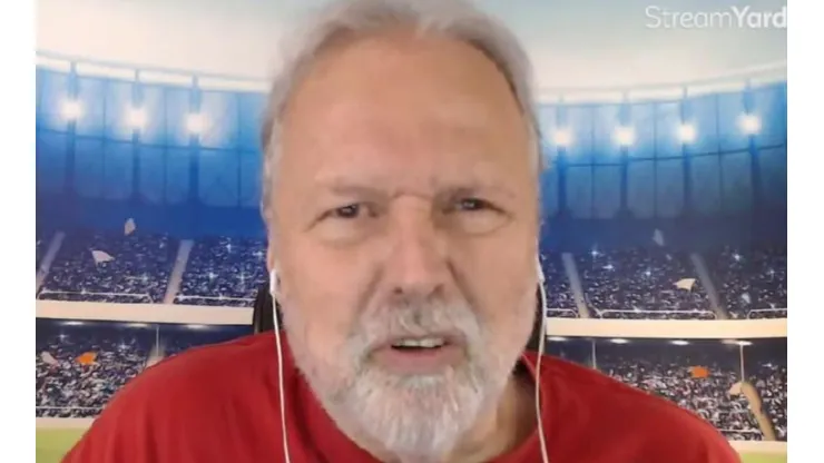 “Não é postura”; Renato Maurício Prado detona atitude de titular de Dorival
