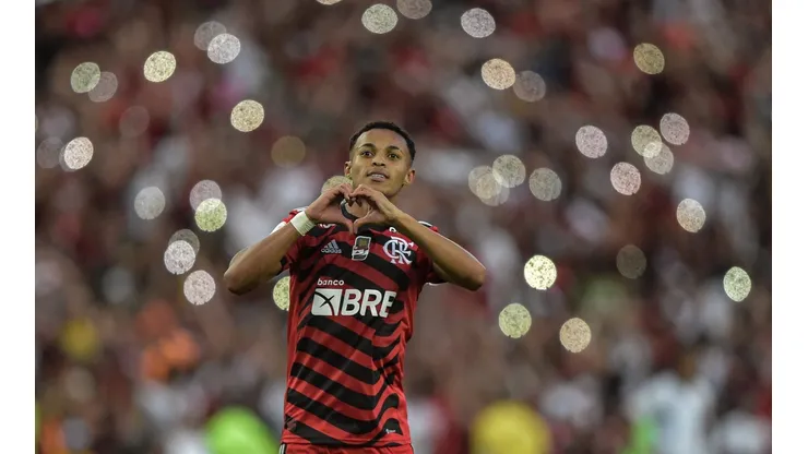 Agif/Thiago Ribeiro - Lázaro pode deixar o Flamengo para jogar na Premier League
