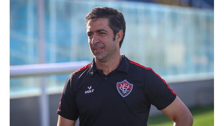João Burse revela o que mudou no Vitória para arrancada e classificação à fase decisiva da Série C