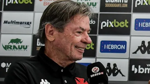 Foto: Thiago Ribeiro/AGIF | Jorge Salgado é avisado sobre insatisfação do CSA