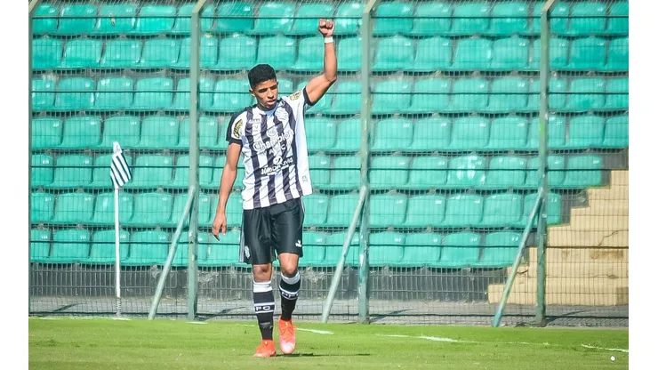 Oberdan reforça o time e Júnior Rocha define Figueirense para estreia na segunda fase da Série C
