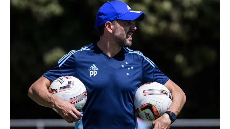 Foto: Gustavo Aleixo/Cruzeiro/Divulgação - Pezzolano: técnico ganhou novas opções para escalar o time