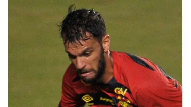 Foto: Jhony Pinho/AGIF - Thyere segue fora do Sport