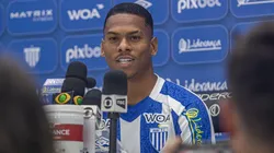Foto: Leandro Boeira/ Avai FC | Lucas Silva foi apresentado na manhã desta quarta (17)