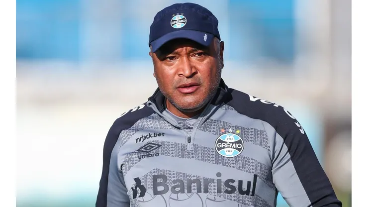 Foto: Lucas Uebel/Grêmio/Divulgação - Roger Machado: técnico não está garantido no Clube para o próximo ano