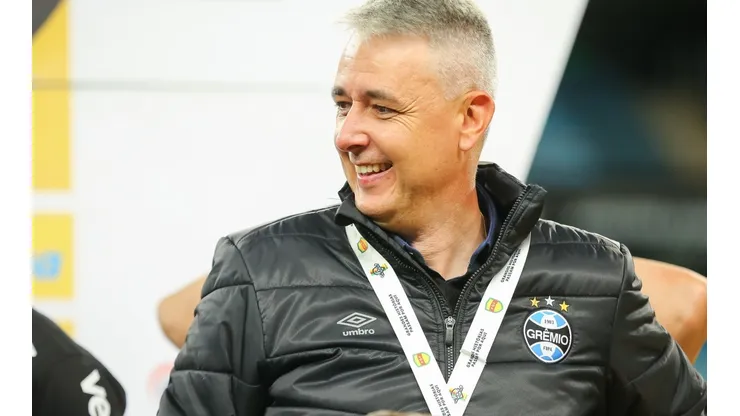 Pedro H. Tesch/AGIF - Tiago Nunes expõe problemas do Grêmio