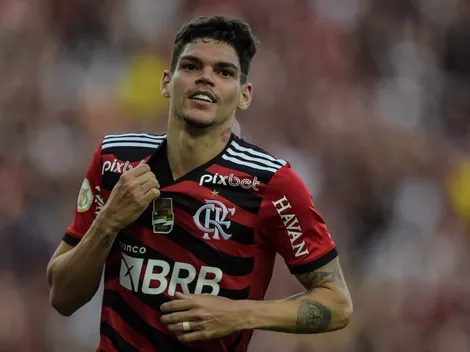 Web investiga e descobre detalhe engraçado que expõe atacante do Fla: "Também tem um e zoa o Ayrton..."