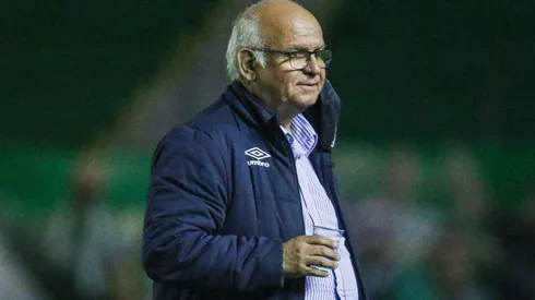 Foto: Fernando Alves/AGIF - Romildo Bolzan Júnior: Grêmio pode ser obrigado a comprar defensor