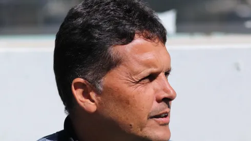 Foto: Joao Vitor Rezende Borba/AGIF - Claudinei pode ganhar reforço para o meio-campo