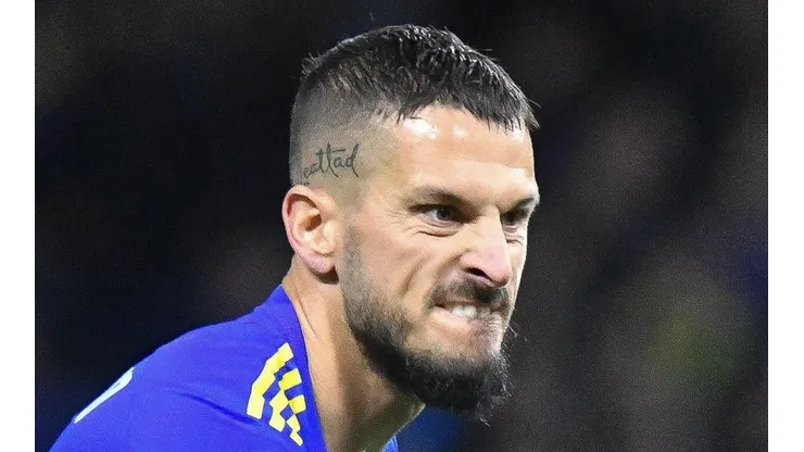 Benedetto dá soco em zagueiro do Boca e situação chega ao Timão