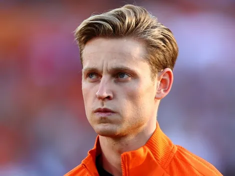 Atitudes de De Jong tiram ídolo do Manchester do sério: "Como é que nos colocamos nesta posição?"