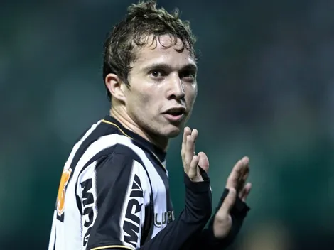 Cotado no Corinthians, Bernard usa suas redes sociais para responder sobre possível negociação