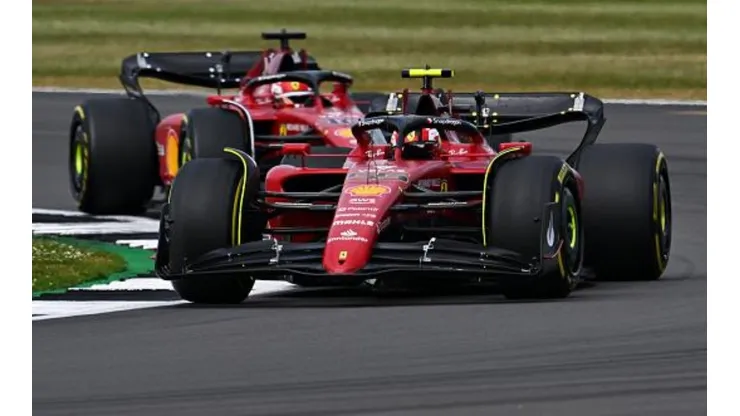 Sainz e Leclerc durante o GP da Grã-Bretanha desta vez