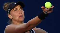 Bia Haddad disputa a maior final da carreira neste domingo (14)
