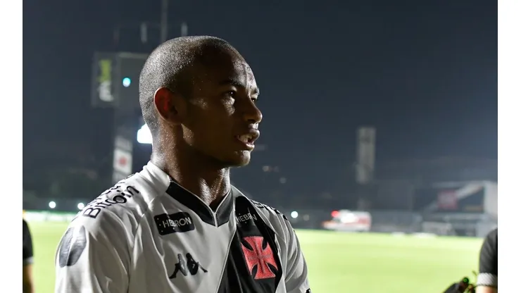 Agif/Thiago Ribeiro - Eguinaldo vê protestos do banco de reservas do Vasco