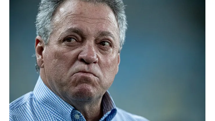 Jorge Rodrigues/AGIF - Abel Braga rebate Mano após eliminação do Internacional