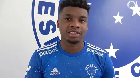 Divulgação/Cruzeiro - Lincoln fala pela primeira vez como jogador do Cruzeiro