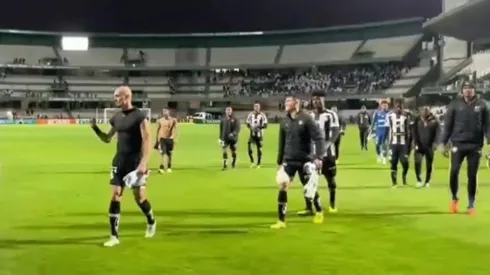 Foto: Reprodução Twitter | Maicon puxa a fila e elenco do Santos 'zomba' de rival no BR22