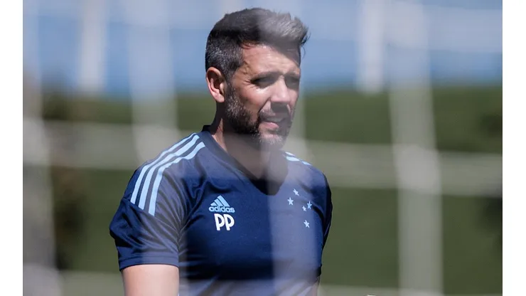 Foto: Gustavo Aleixo/Cruzeiro/Divulgação - Pezzolano: técnico tem novidades para escalar o Cruzeiro