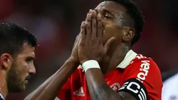 Foto: Pedro H. Tesch/AGIF - Edenilson: camisa 8 foi um dos mais criticados pela torcida do Inter