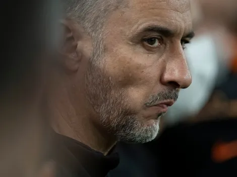 Vítor Pereira 'desiste' de atacante do Timão e negociação de saída deve acontecer