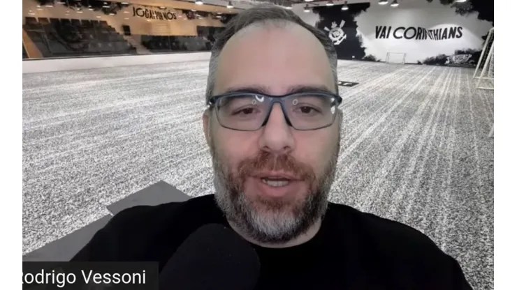 Foto: Reprodução Meu Timão/YouTube | Vessoni atualiza bastidores do Corinthians