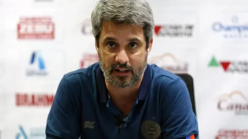 Foto: Felipe Oliveira / EC Bahia / Divulgação - Freeland 'agita' torcida do Bahia.