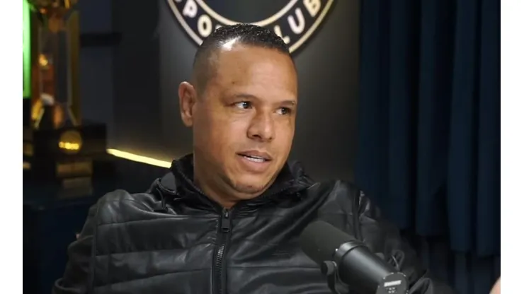 Foto: Reprodução / Youtube Flow Sport Club | Luis Fabiano foi revelado pela Ponte Preta, mas se destacou no São Paulo