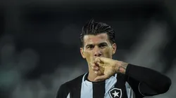 Inter olha para 2023 e situação de Cuesta, emprestado ao Botafogo, é esclarecida no mercado