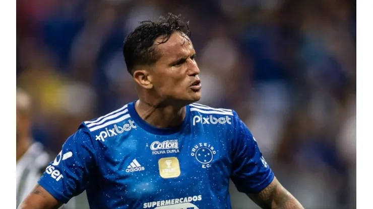 Foto: Staff Images/Cruzeiro - Edu se envolveu em confusão com PM de Londrina e prestou depoimento na madrugada