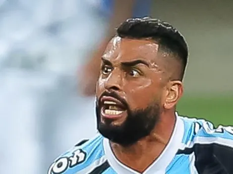 “Me prometeu coisas que não cumpriu”; Maicon coloca dedo na ferida da diretoria do Grêmio