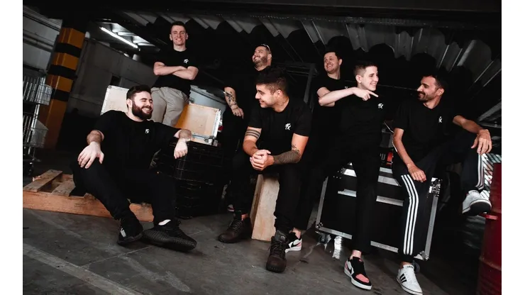 Fluxo anuncia expansão no cenário de esports com equipe de CS:GO