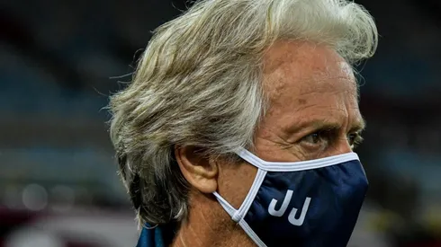 Foto: Thiago Ribeiro/AGIF - Jorge Jesus: português tentou tirar defensor titular do Flamengo