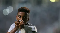 Ale Cabral/AGIF. Rodrygo em disputa pelo Santos, em 2019