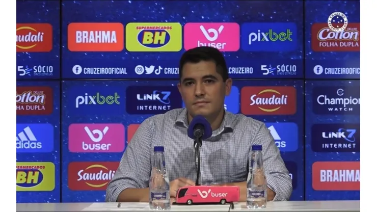 Ronaldo planejava mudança para a Raposa antes da compra, segundo Pedro Martins: "Uma das grandes mudanças..."